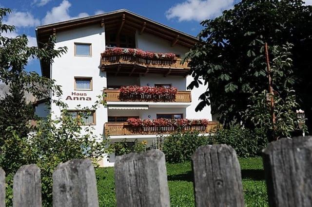 Haus Anna B&B Сан Валентино ала Мута Екстериор снимка